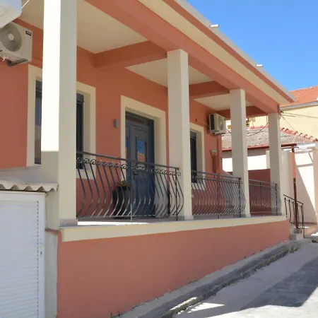 Terracotta Apartamento Lixouri
